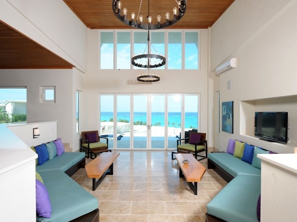 Sky Beach Club Villa Waterfall 1 4 Bedroom Villa - Property Image 17