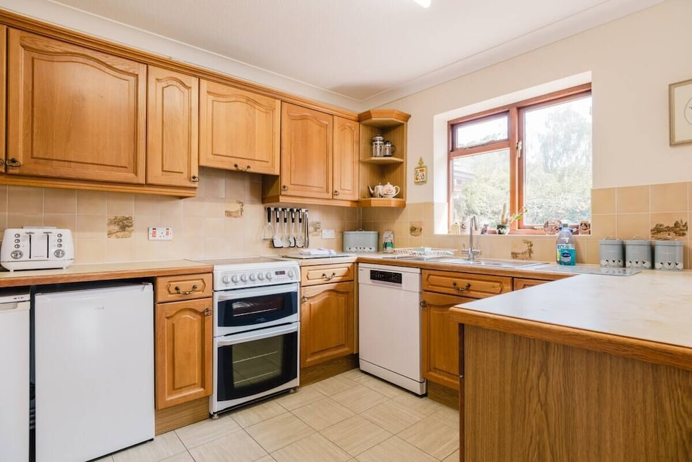 A Beautiful 3-Bed Worcestershire Home