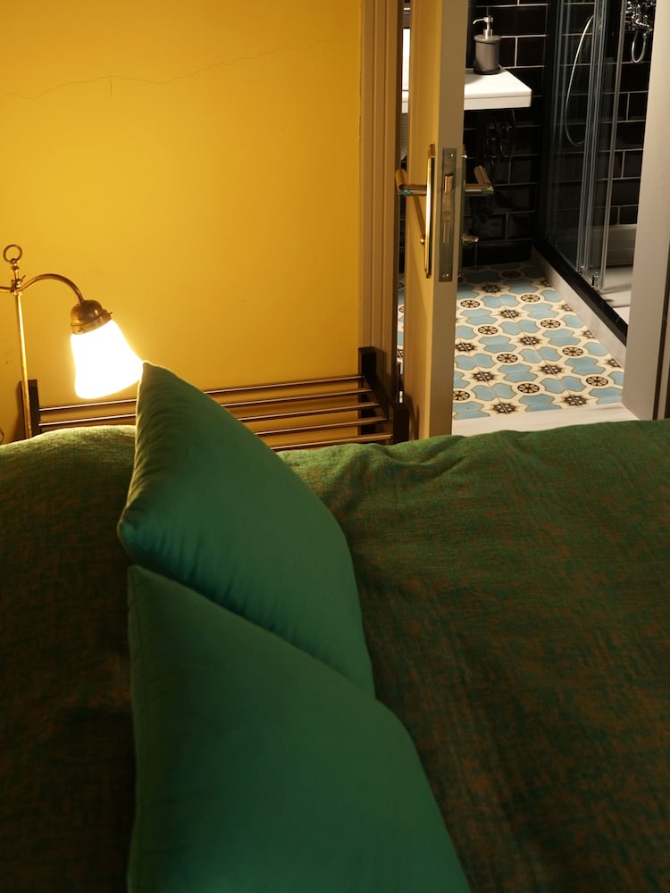 Tilas House No8 - Yurt - Image 29