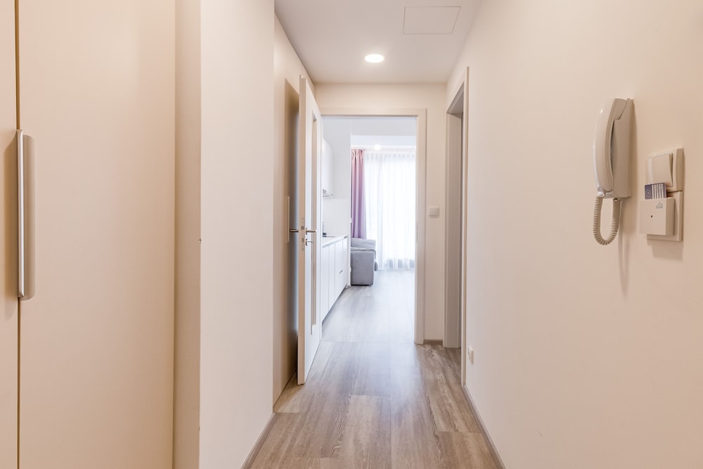 KORA APARTMENTS