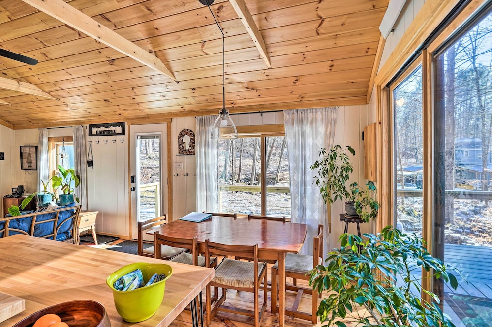 Brattleboro Vacations - Cozy Falls Brook Cabin: Hike  Swim On-site! - Property Image 40