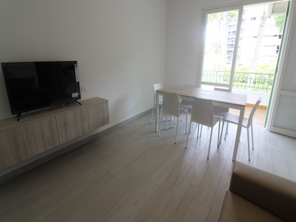 Apartment Near the Beach - Beahost