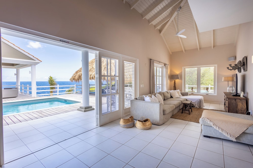 Coral Estate Holidays