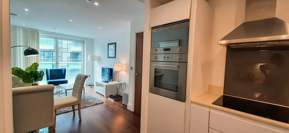 MySquare Apartments Canary Wharf