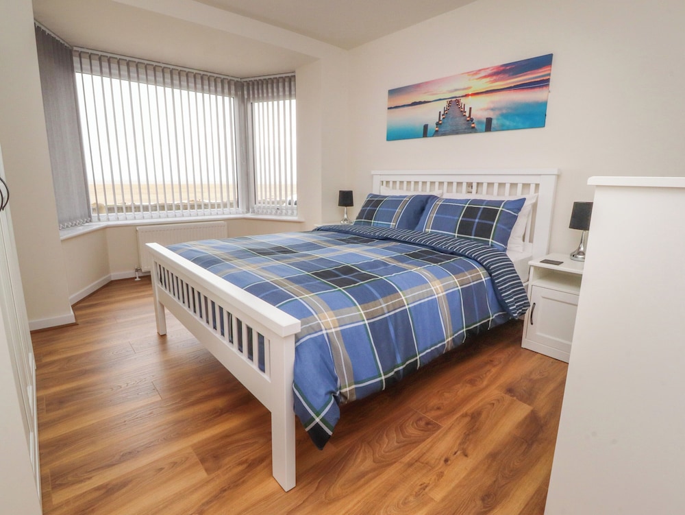 Flat 1, Sandridge Court