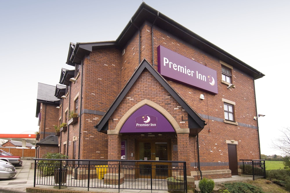 Premier Inn Wigan - M6 Jct 27, photo 13