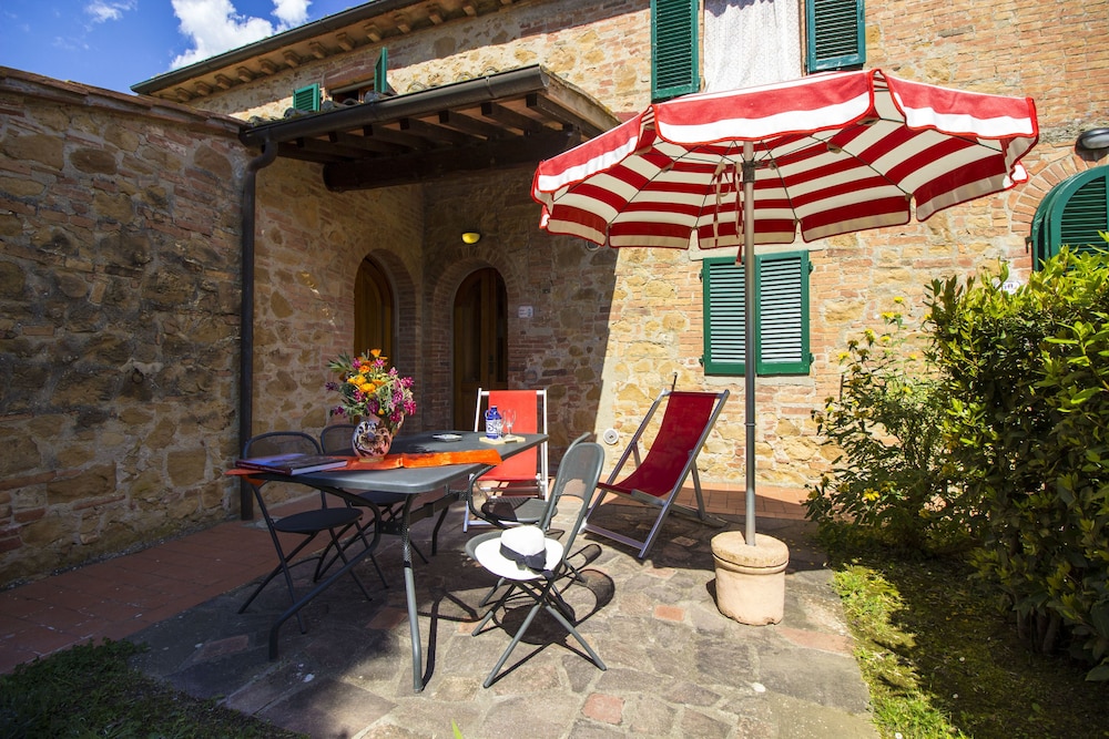 Borgo Il Poggio Agriturismo