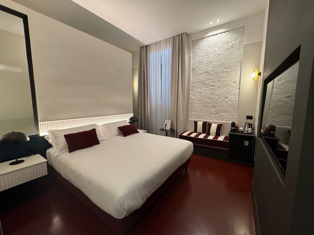 Ad Aram Suites en Naples