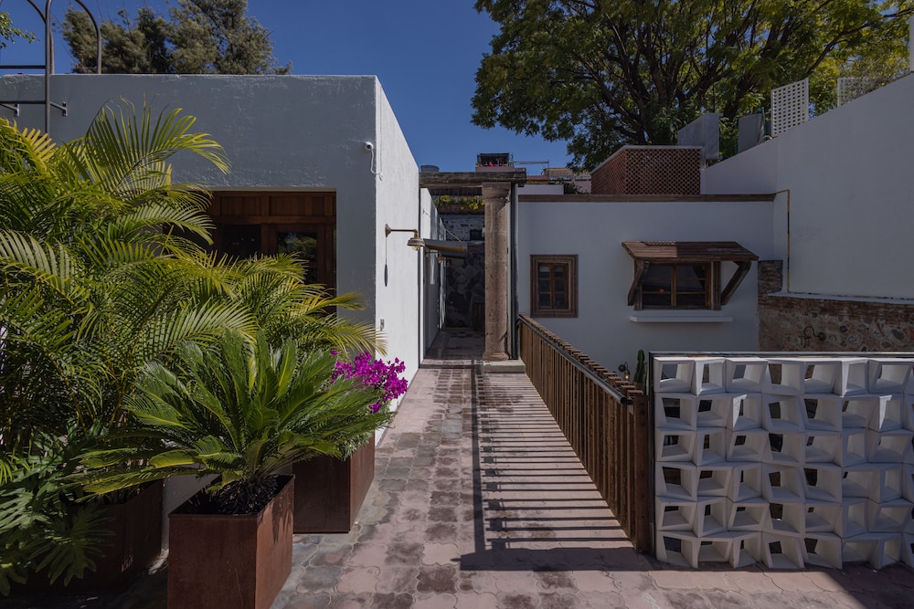 Hotel Casa Andreu Hotel - Image 1