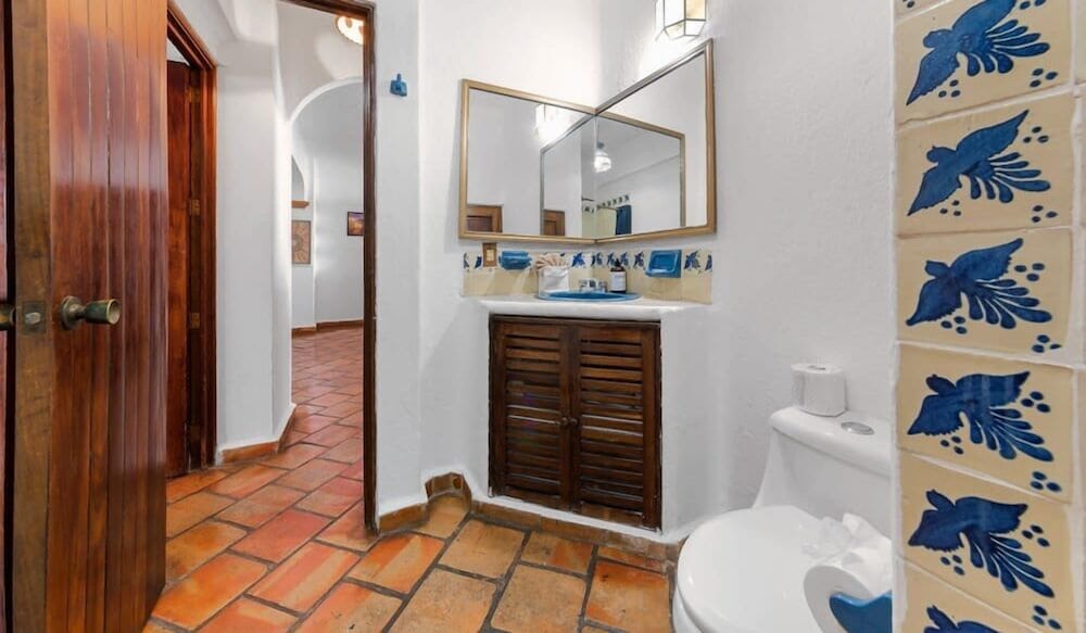 Ocean View 2Br Condo-balcony-beach-pool 710