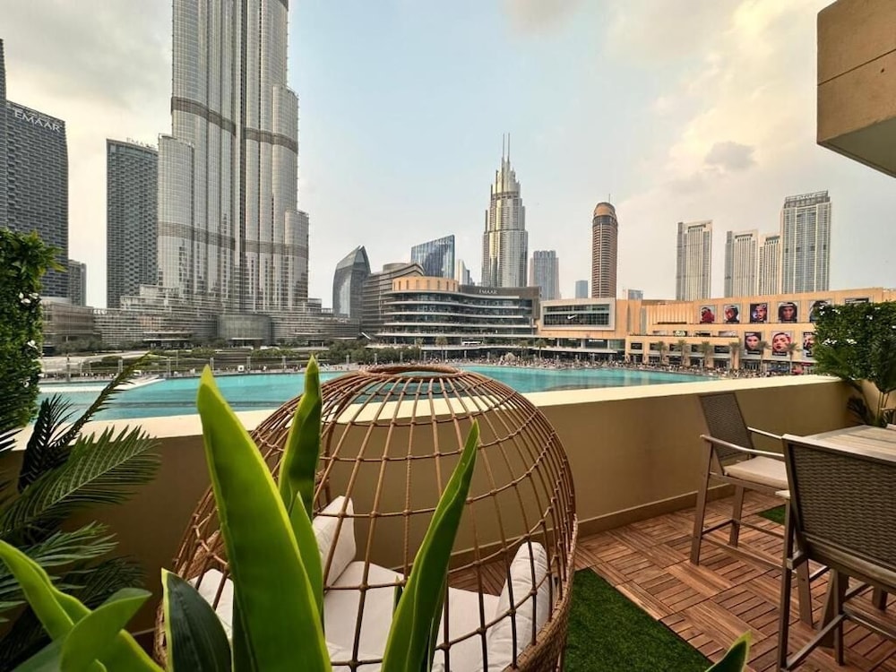 Durrani Homes - Heaven On Earth- Burj Khalifa Fireworks