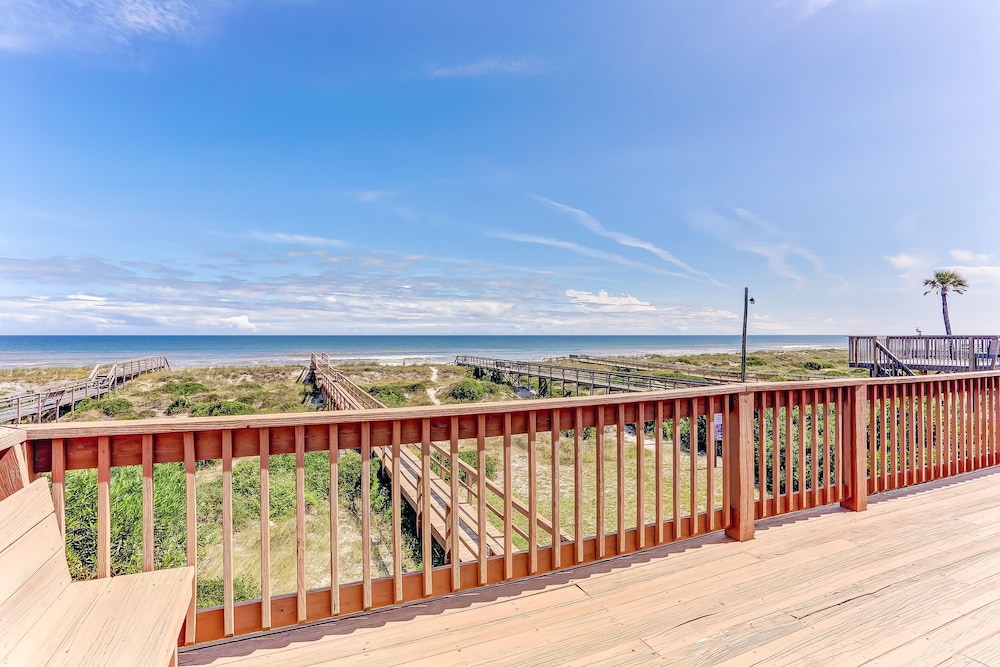 Kingsland Vacations - Relaxed Atmosphere in S Fletcher Duplex by RedAwning - Property Image 1