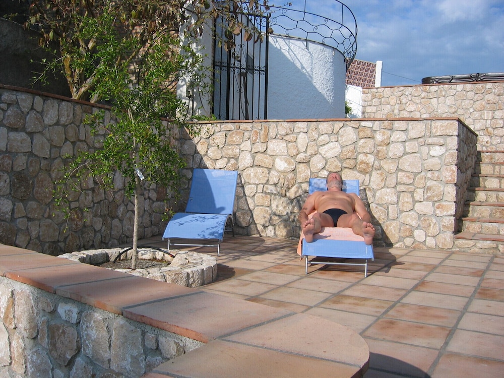 Exceptional Location - one of the Most Sought-after Locations in Costa Tropical photo 5