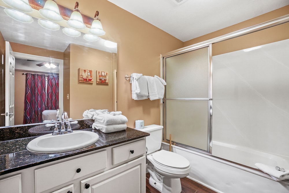 Calypso Beach Resort by Panhandle Getaways
