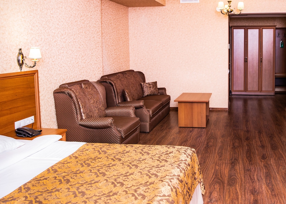 Hotel Liberty Fly