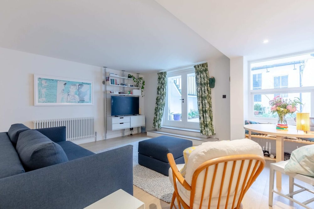 Chic 1BD Flat W/private Terrace Knightsbridge!