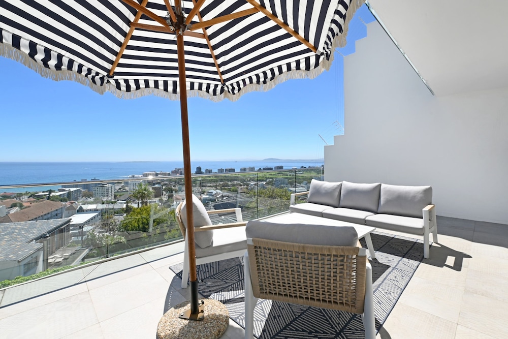 Spacious 3 Bedroom Villa BBQ Pool Ocean View