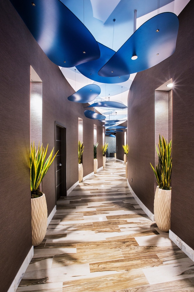 Reno Vacations - Grand Sierra Resort and Casino - Property Image 38