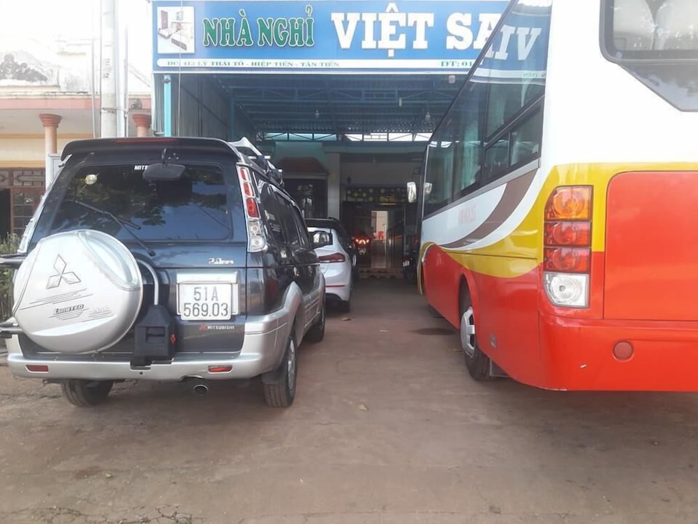 Nha Nghi Viet Sang view 2