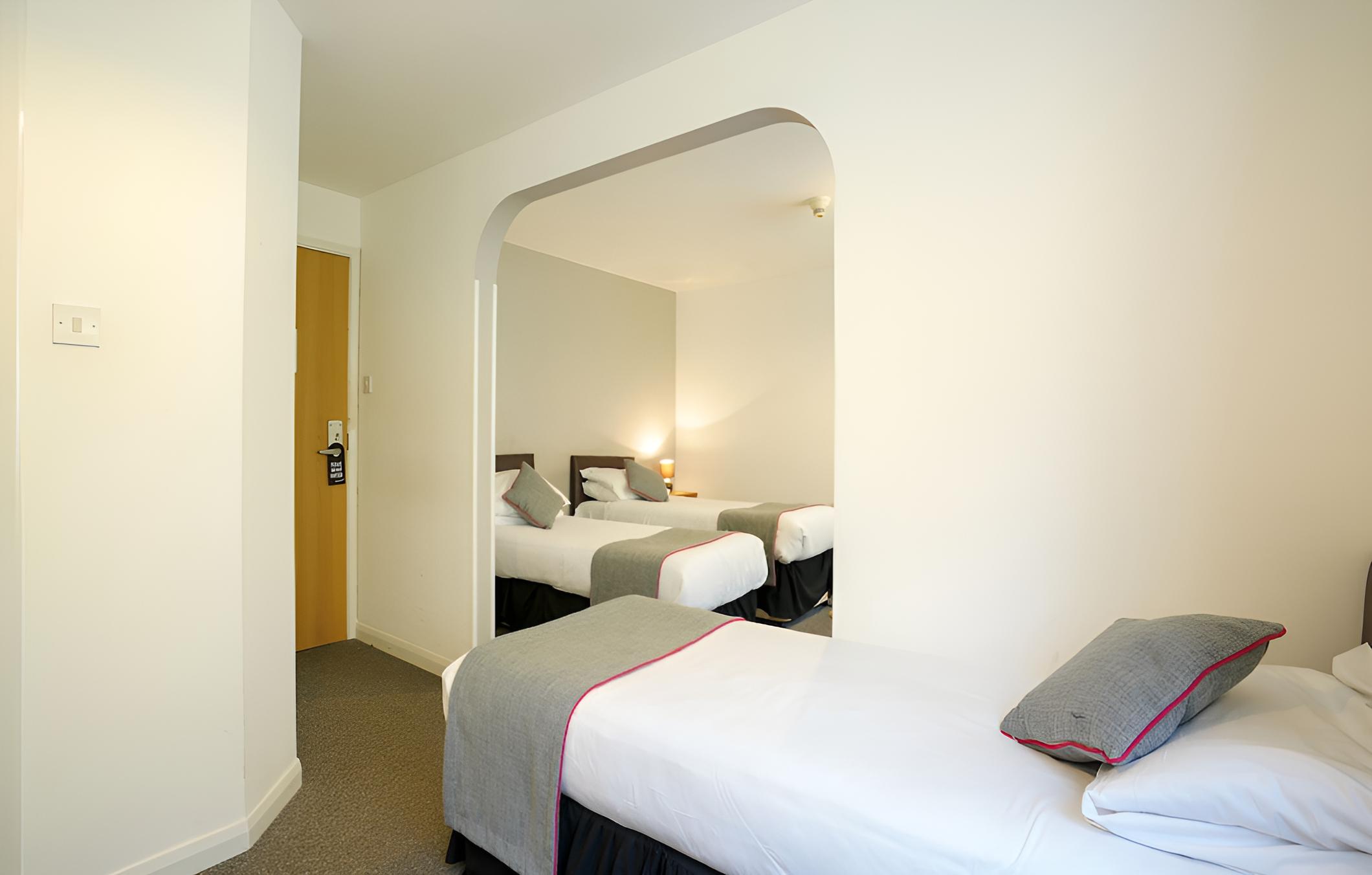 OYO Shanklin Beach Hotel