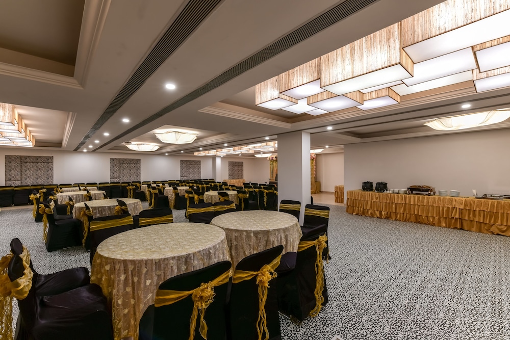 meeting & event spaces