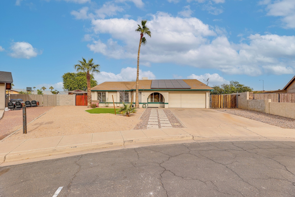 2 Mi to Dtwn Gilbert: Family-friendly Mesa Gem