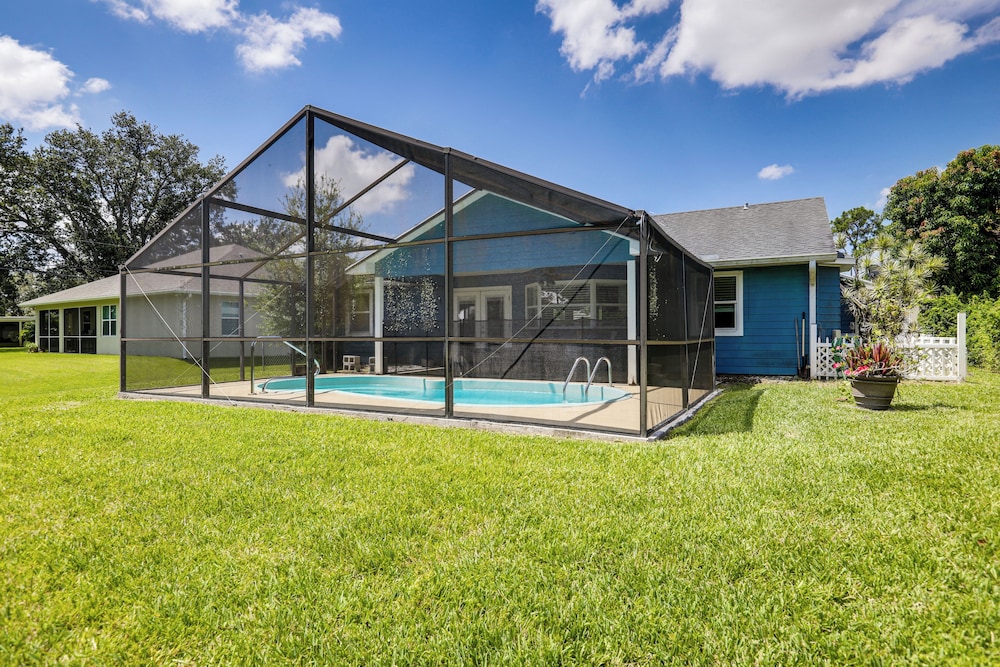 6 Mi to St Lucie River: Family Home w/ Patio!