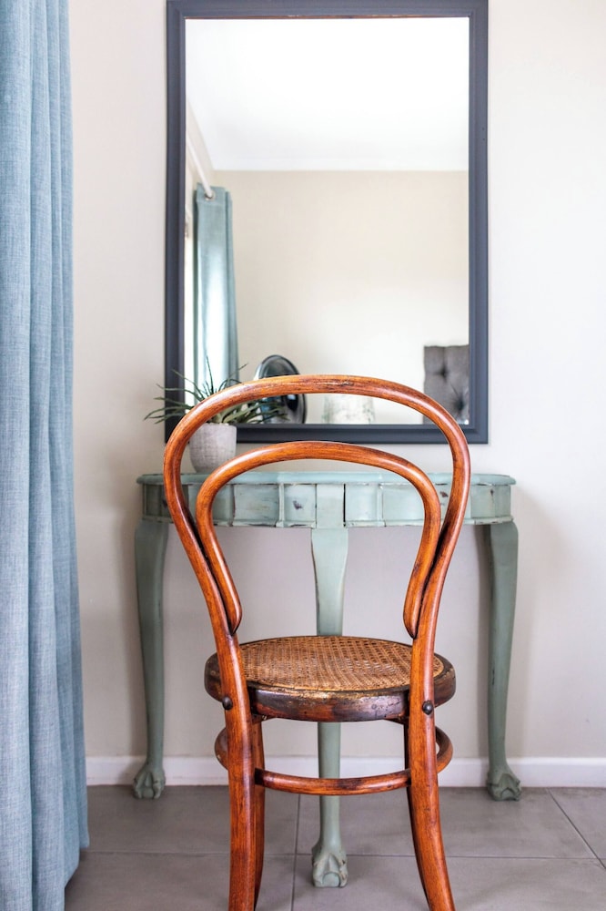 Serene Langebaan Getaway With Garden Views
