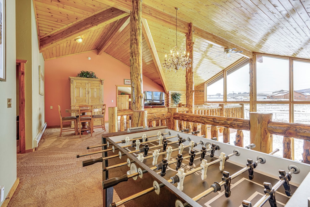 10 Mi to Deer Valley: Mtn-view Gem w/ Game Room