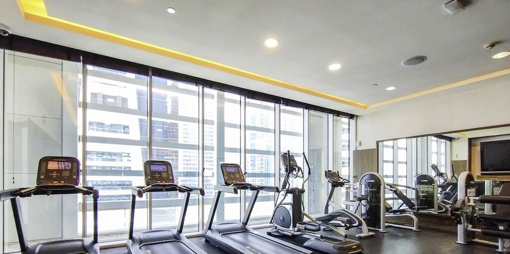 LUX The Bonnington JLT Suite 2
