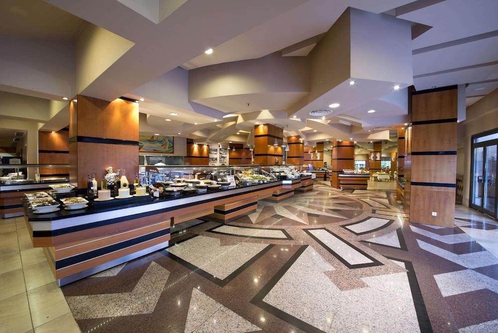 Limak Limra Hotel & Resort