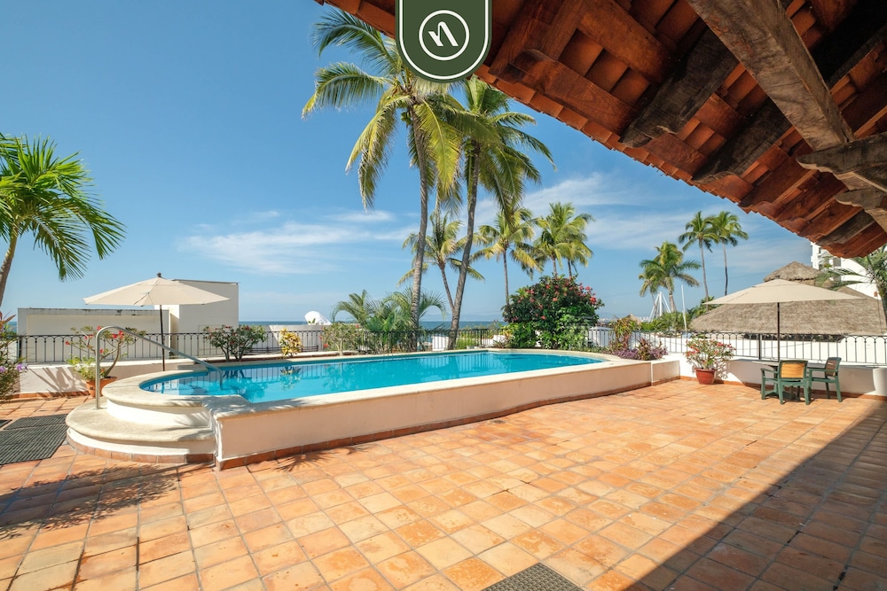 One Beach Street 310 C