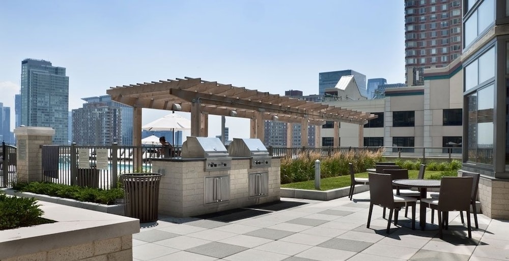 Luxy Suites Washington