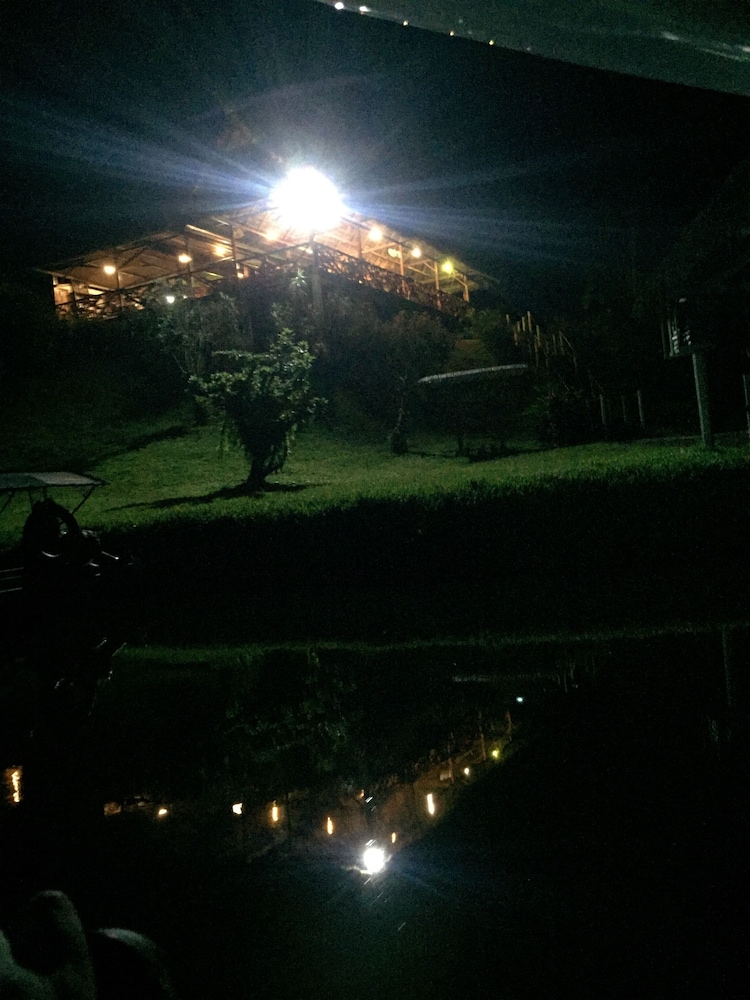 YARINA Eco Lodge
