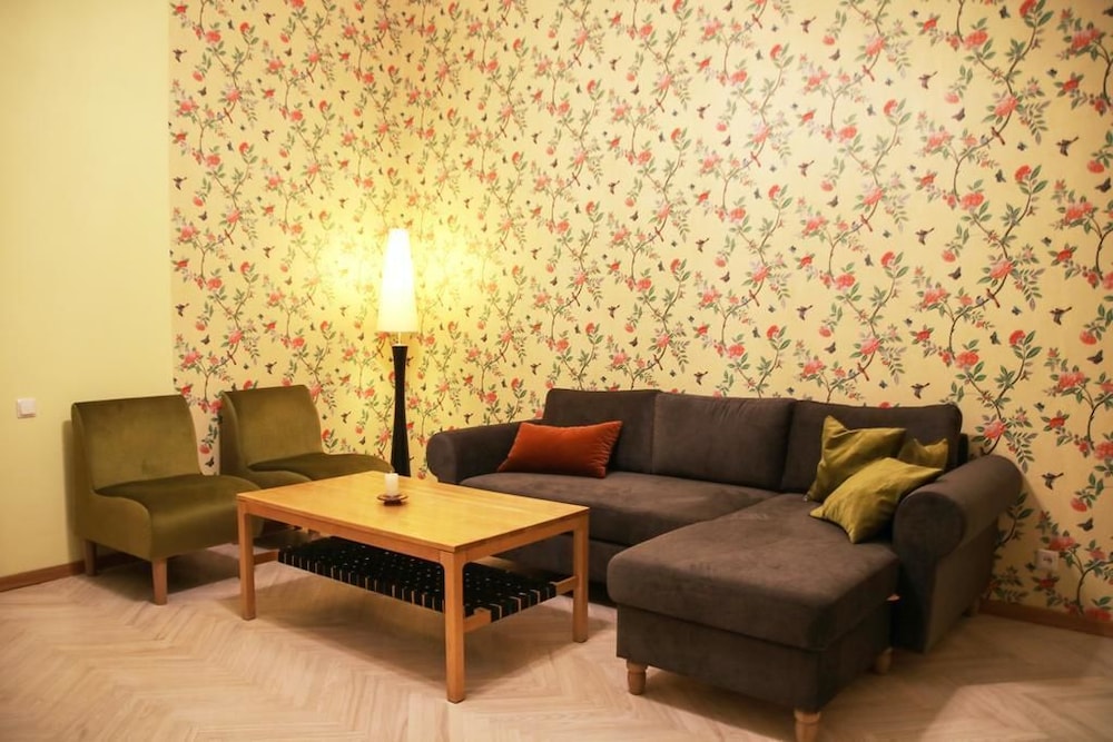 Great Apartment near Town Hall