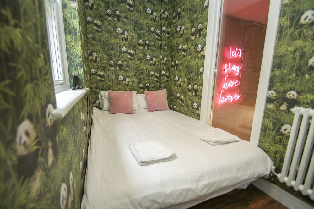 Steine House Central by Brighton Holiday Lets view 5