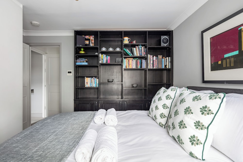 Urban Chic penthouse in Covent Garden