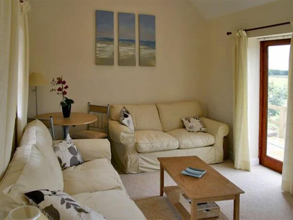 Lodge Cottage view 4