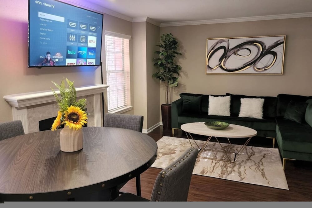 Medical Center 2BR With Resort Amenities
