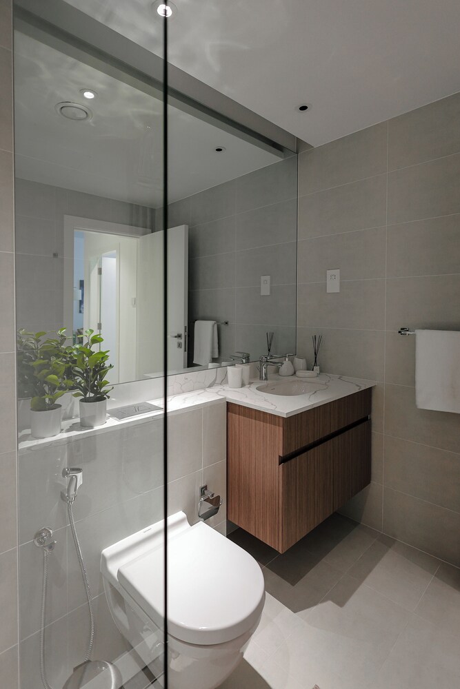 Stylish 1BR Apartment in La Sirene