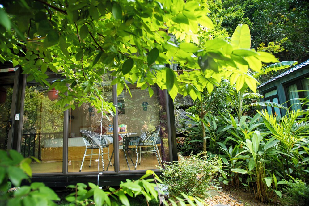 Hoang Minh Mountainside Villa