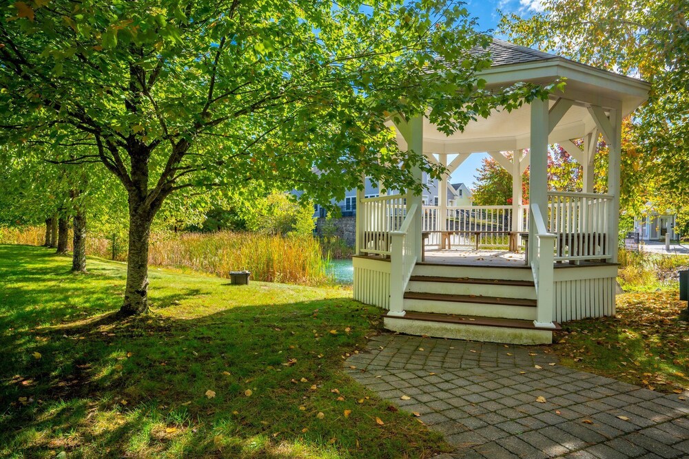 Captains Cottage Sleeps 6!