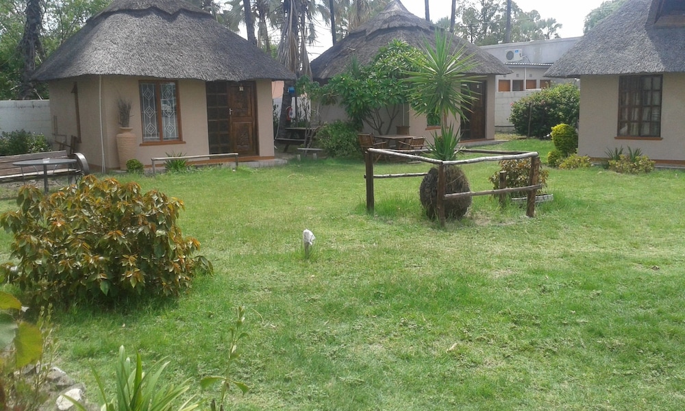 Maya Guest Inn