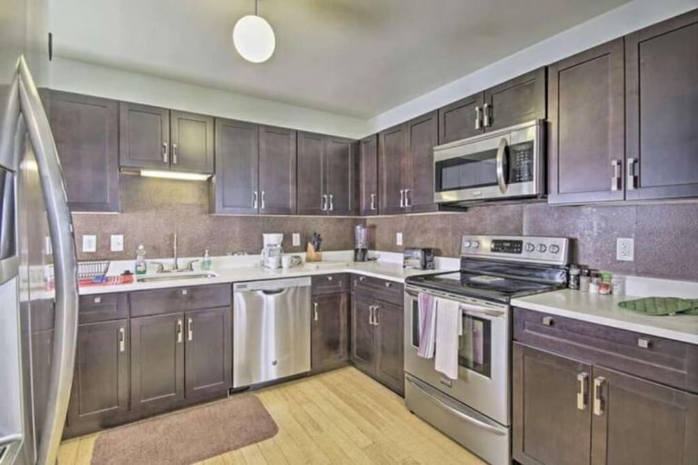 Convention Center corporate apartments