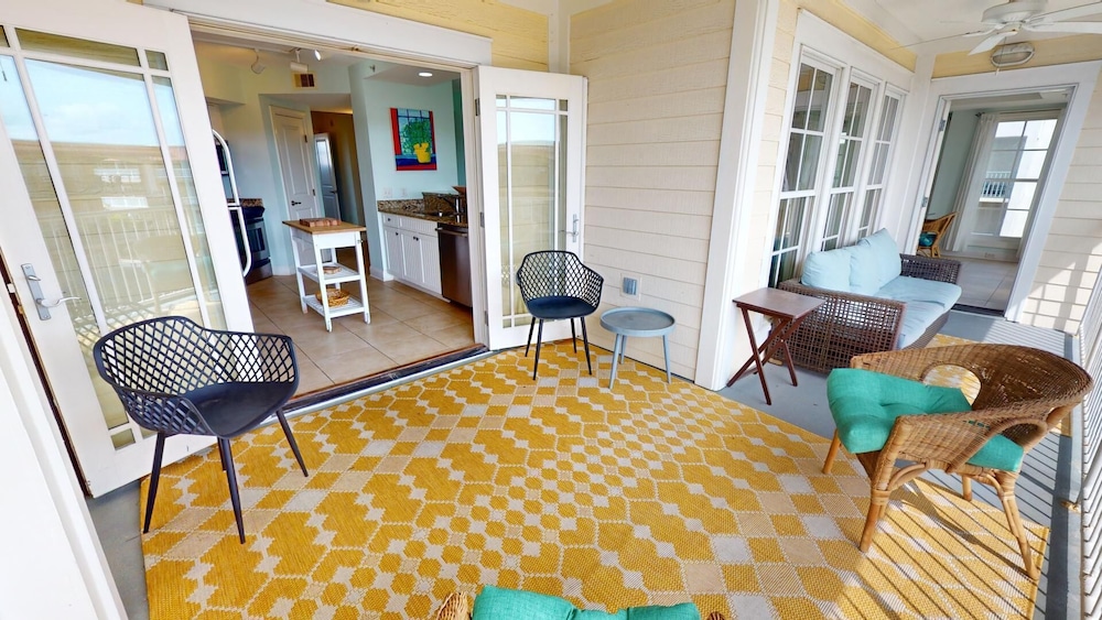 Pier Walk Unit C by Tybee Vacation Rentals