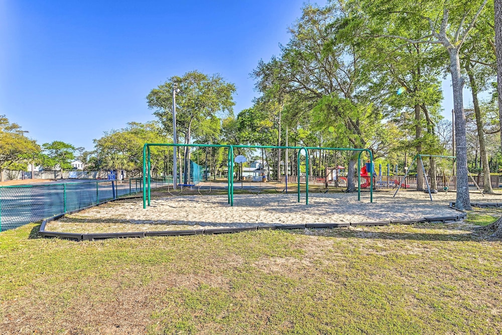Steps to Shore: Family Retreat in Myrtle Beach