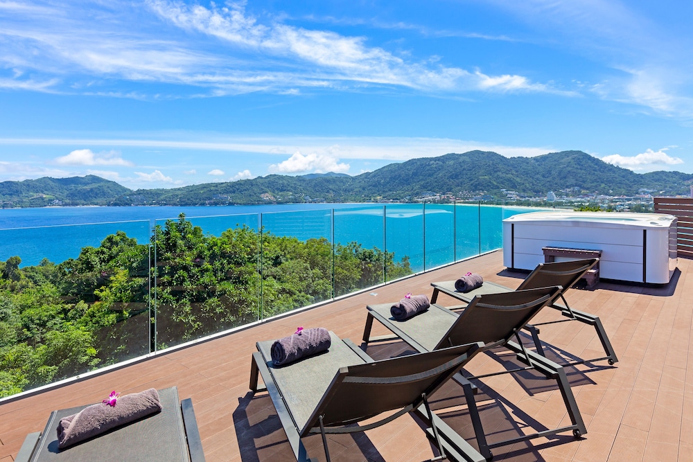 SeaView BluePoint Apartment 819