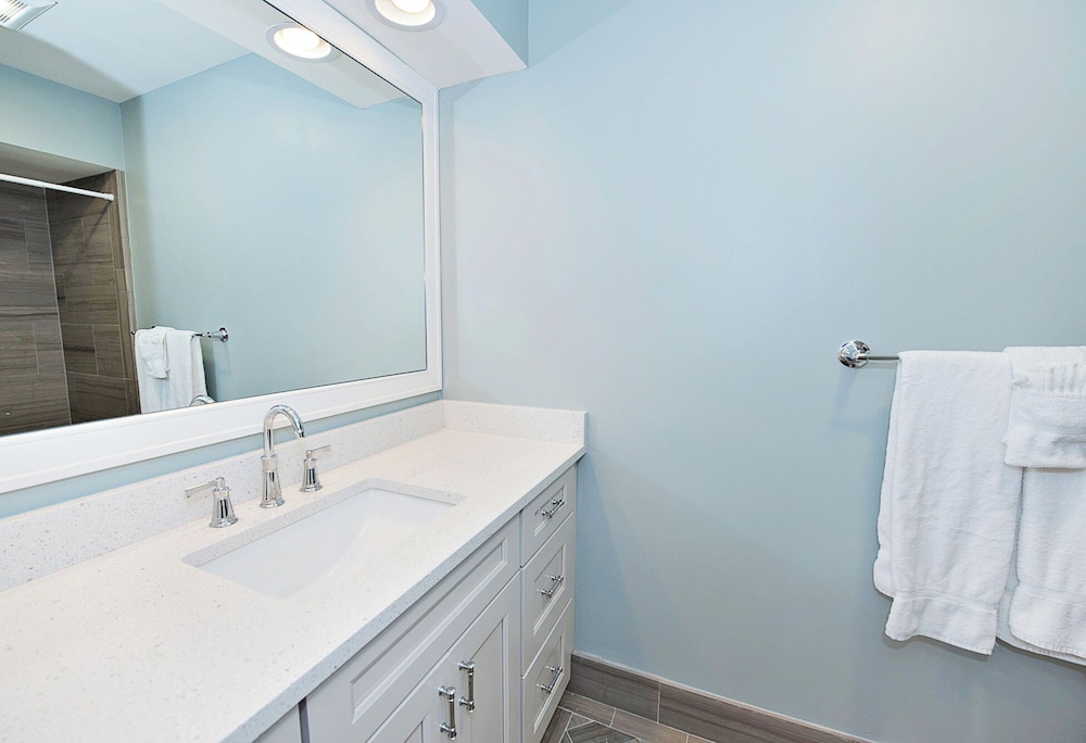 1255 Harbour Town Club at The Sea Pines Resort