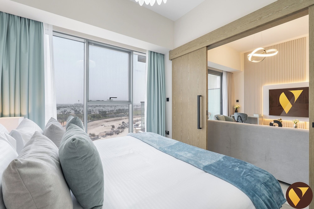Gulf Gate Near Golf Club Parks & Pool