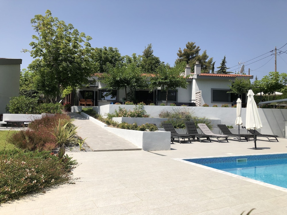 Pleiades Boutique Villas